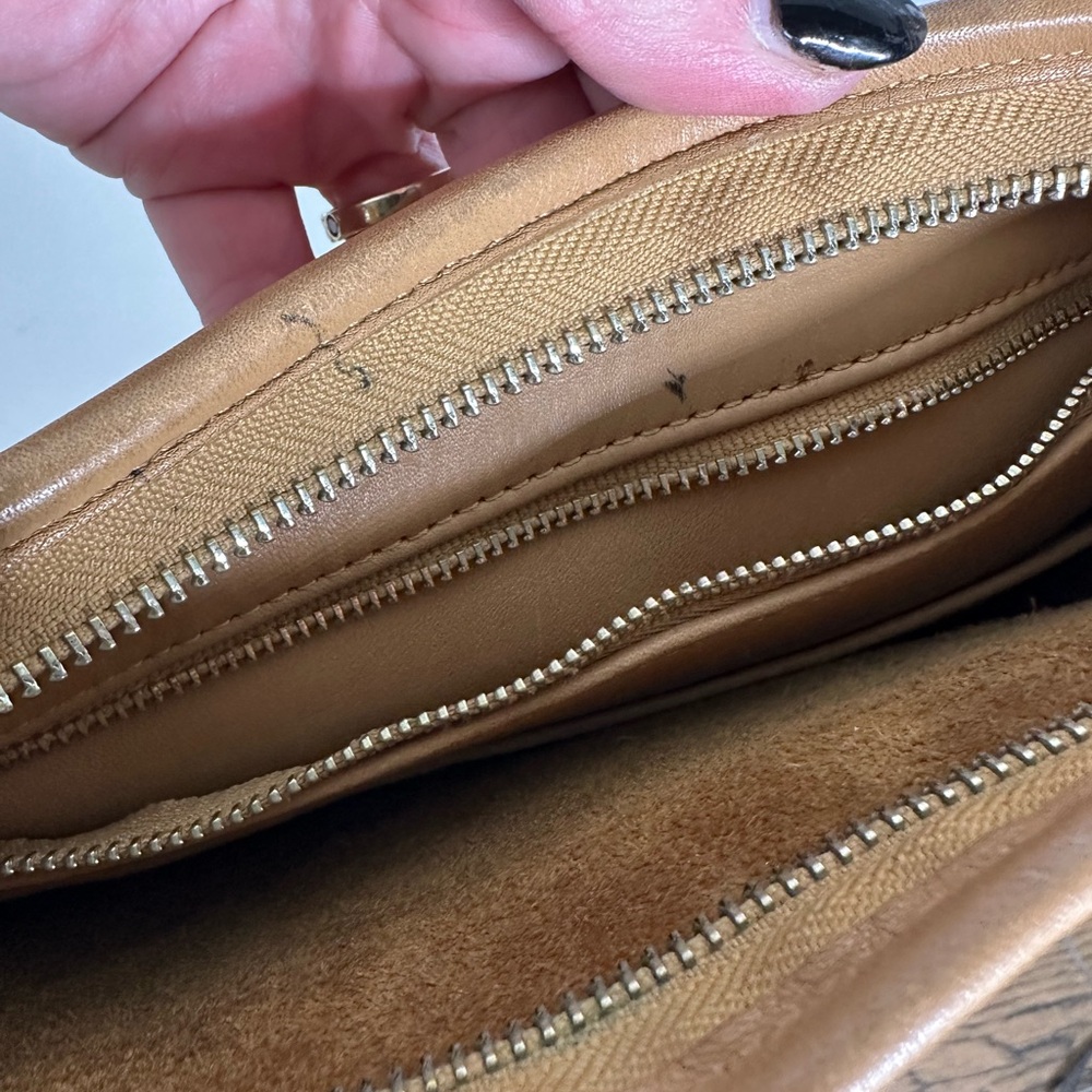 **SOLD**Vintage Coach 9966 Legacy Zip Camel Tan and Silver Nickel Hardware - Picture 15 of 16